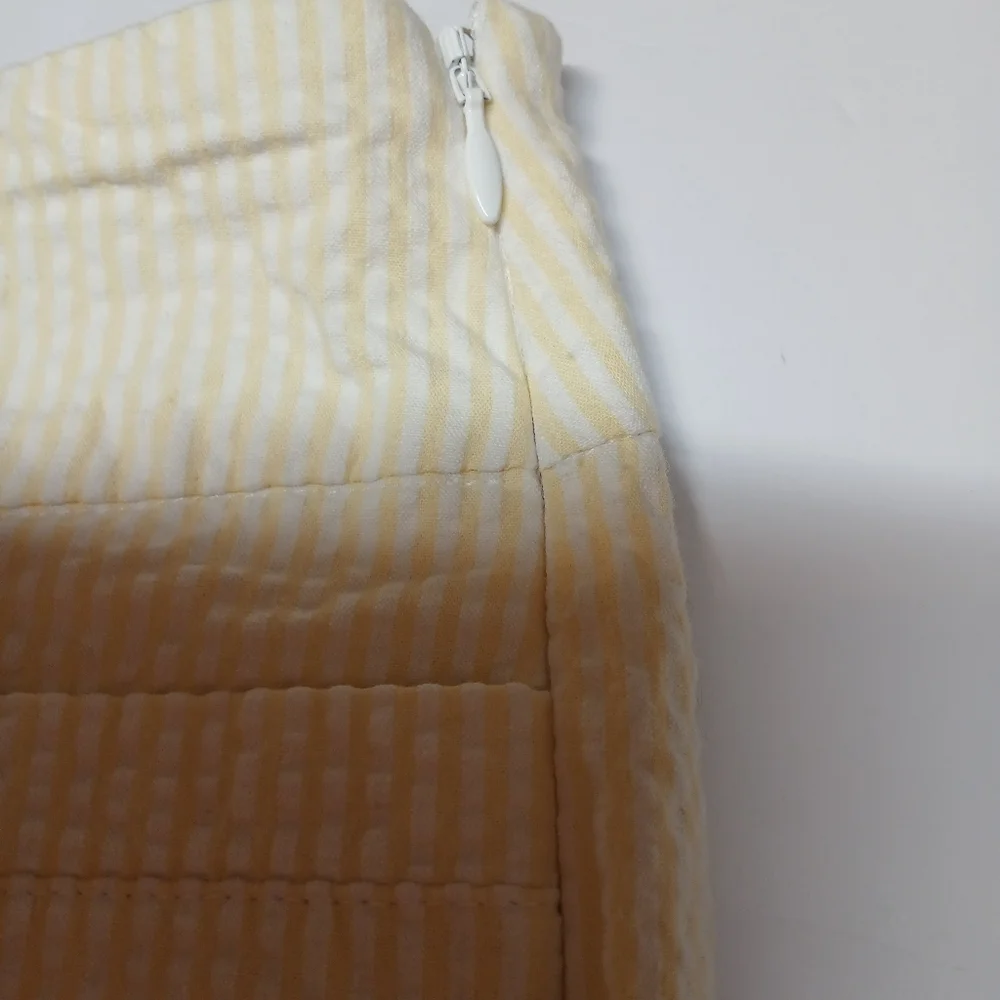 Kim Rogers Yellow Seersucker Shorts – Size 10 - Picture 9 of 9